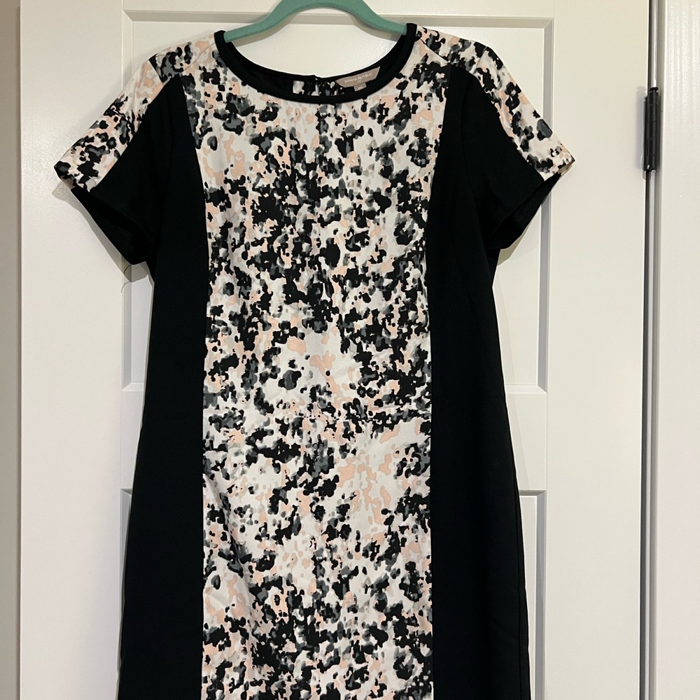 Banana Republic Black and Cream Mini Dress